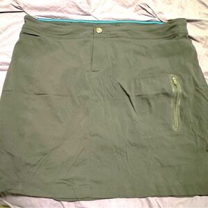 Columbia Golf Skirt/skort - gently used